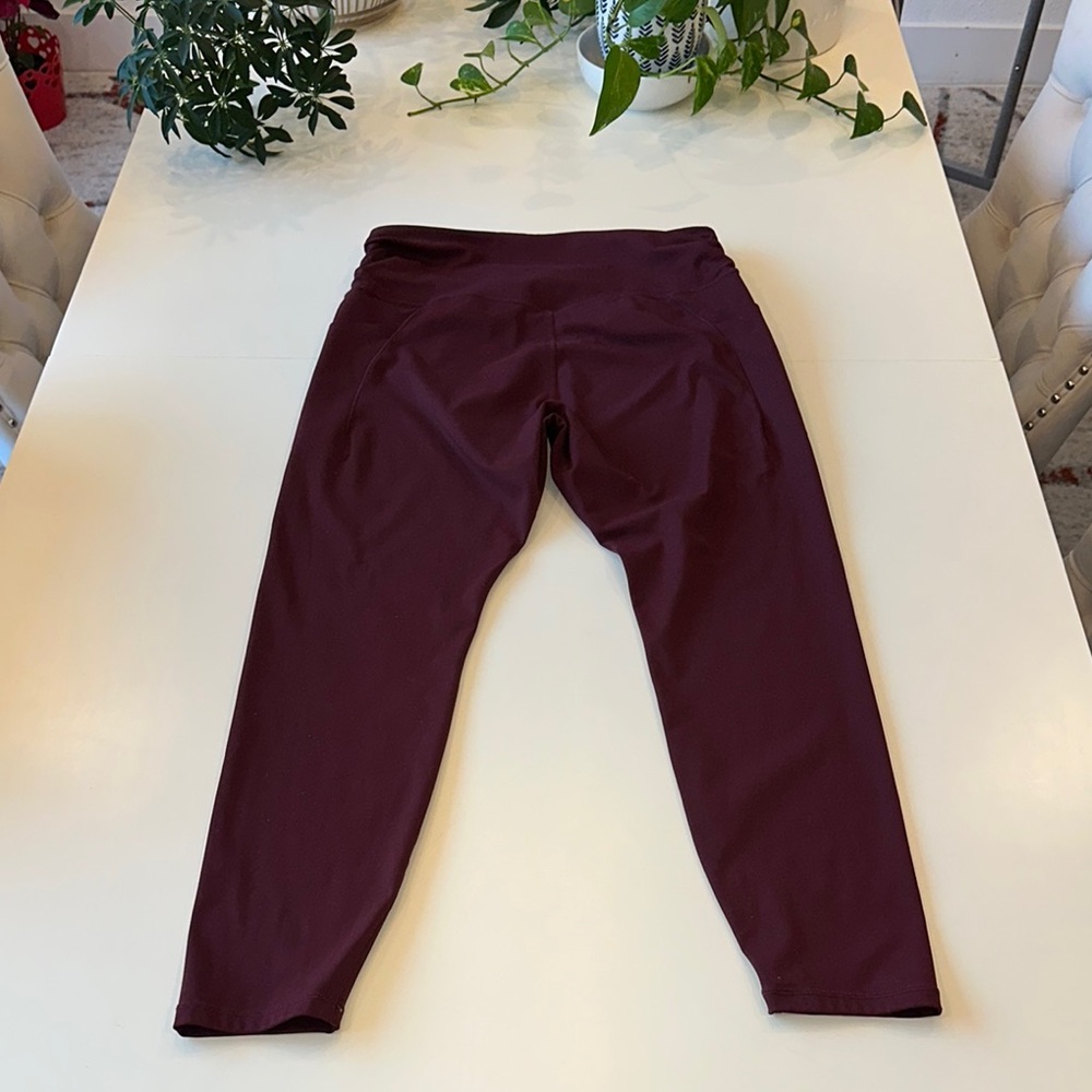 Burgundy Leggings with side pockets - Picture 9 of 9